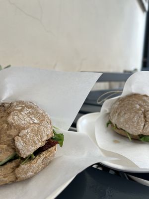  at 4minutes Cafe in Budapest