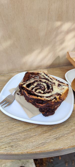 Chocolate babka at 4minutes Cafe in Budapest
