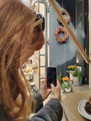  at 4minutes Cafe in Budapest