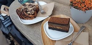  at 4minutes Cafe in Budapest