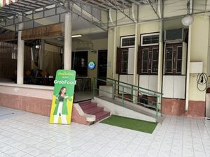 Exterior Oct 2024  at Kaek Kao Kua in Bangkok