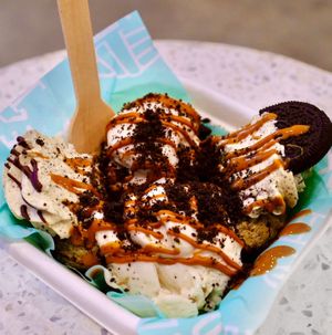 Cupcake sanga at Baked 180 in Mount Lawley