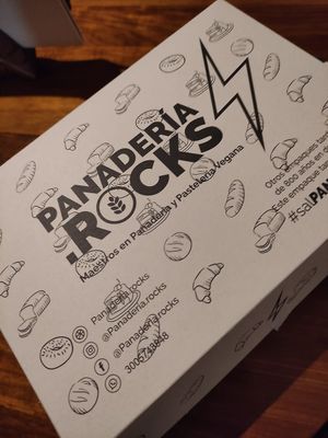 Caja de productos / Products box at The Vegan Bakery (formerly Panadería Rocks) in Bogota