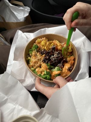 Tempeh bowl 🙏 at Mr. Vegan Foodbar in Hilversum