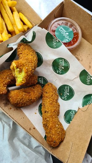 Avocado fries at Mr. Vegan Foodbar in Hilversum