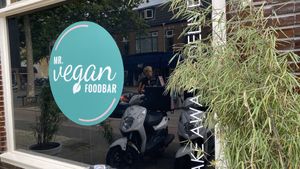 Easily missed entrance  at Mr. Vegan Foodbar in Hilversum