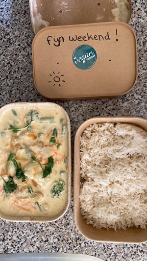 Have a good weekend! Chickies curry at Mr. Vegan Foodbar in Hilversum