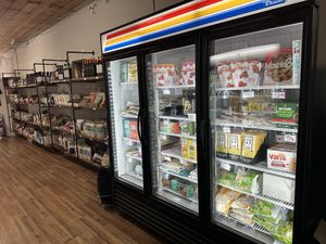 Lots of vegan options   at Mashup Market -  BeHive Deli in Denton