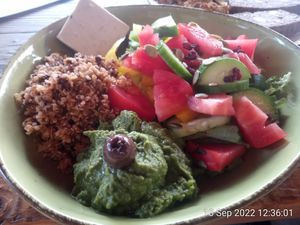 Protein bowl at Trivitys in Berlin