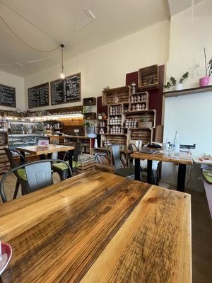 Counter  at Trivitys in Berlin