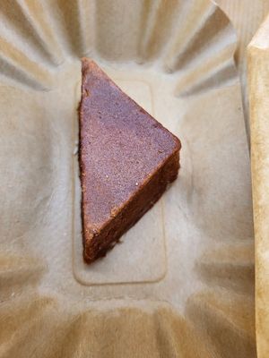 Peanut  caramel cake at Trivitys in Berlin