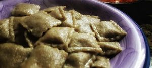 Ravioles pueden ser de: Verdura y soja// Calabaza con queso de castañas// Vegetales al wok at Lo de Giorgio in Rosario