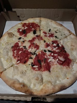 Small margherita pizza  at Ruffino's Italian Kitchen & Pizzeria in Zionsville