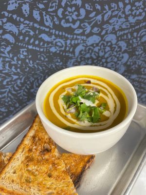 vegan soup and toast at Gaia's Garden Cafe in St George