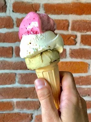 ice cream at Mens Sana - Barbabietole Rosmarino in Milan