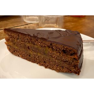 25/09/23 - la Sacher che abbiamo preso  at Mens Sana - Barbabietole Rosmarino in Milan