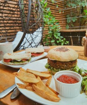 Demasiado rico los sándwich 🤤 y toda la comiditaaaa at CactusBerry in Santiago