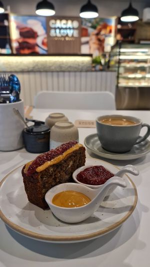 Banana cake with peanut butter & jam at Cacao & Love in Bangkok