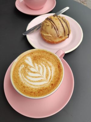 Punkpin spice latte and peanutt buttercup donut at Brammibal's Donuts - Friedrichshain in Berlin