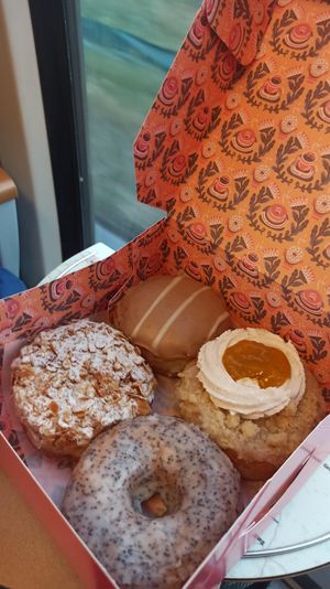Bienenstich, Nougat-Vanille, Mango-Cheesecake at Brammibal's Donuts - Friedrichshain in Berlin
