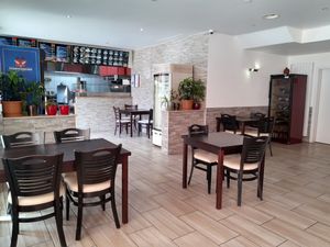 Interior (during corona) at Pizza Huus in Bern