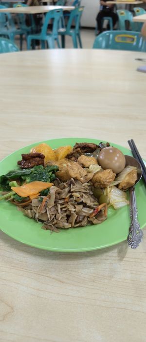  at Ariya Maitreya Restaurant 彌勒佛素食館 in Batam