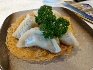 金獎蟹黃窩貼 at Deluxe Veggie 尚齋 in Hong Kong Island