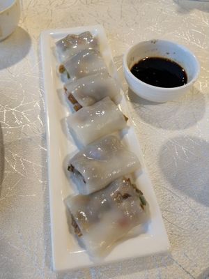 靈芝菇雜菌腸 at Deluxe Veggie 尚齋 in Hong Kong Island