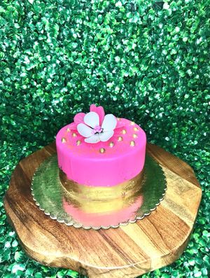 Vegan cake  at Sweet Treat Cake Shop in Guayama