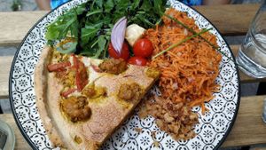 Quiche aux chou fleur au curry at Arundo in Strasbourg