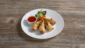 vegetable spring rolls at Mr. Woo in Paphos