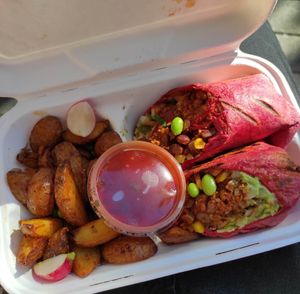 Burrito ar kartupeļu at Kozy Eats  in Riga