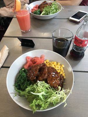 Aslan Bowl XL  at Kozy Eats  in Riga