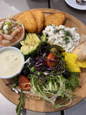 Breakfast #Veganuary at Kozy Eats  in Riga