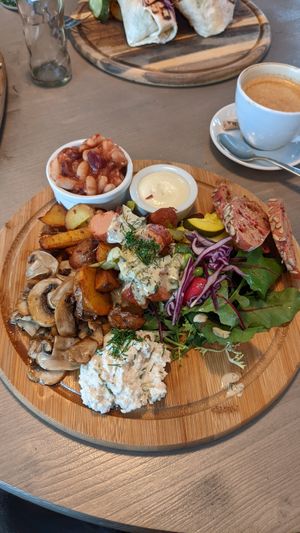 Breakfast with fried mushrooms at Kozy Eats  in Riga