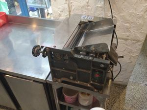 壓麵機 at Xīn KuàiLè De Shū Shí 新快樂地蔬食 in New Taipei City