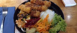 Knuspriger Tofu Don at Mi-Ka-Do in Dresden