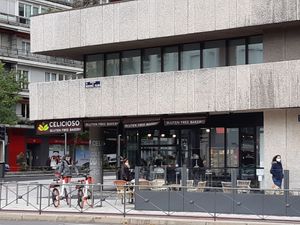 Street view at Celicioso Retiro in Madrid