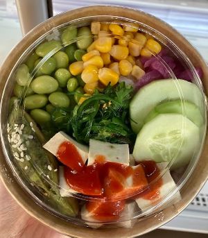 Vegan bowl at Celicioso Retiro in Madrid