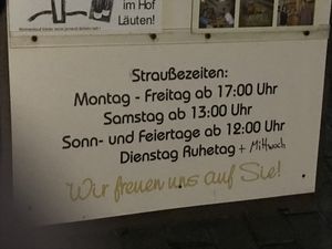 Öffnungszeiten Stand April 2022 at Weingut Vogel in Vogtsburg