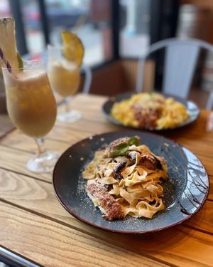  at Clydee's in Brighton