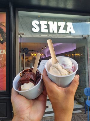 Choc, nutty & cherry at Surace - Promenade in Linz