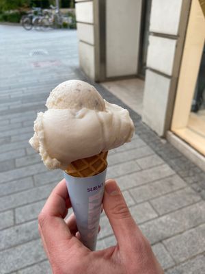 Bananasplit (vegan) at Surace - Promenade in Linz