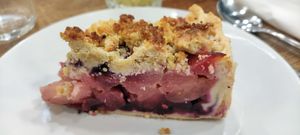 Crumble at Maison Sukoon in Paris