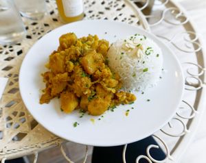 Cauliflower curry at Maison Sukoon in Paris