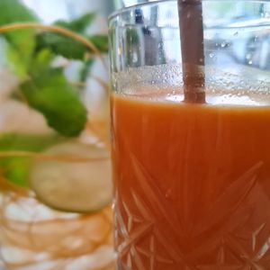 Jus carotte orange gingembre at Maison Sukoon in Paris