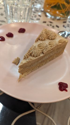 Chai cheesecake at Maison Sukoon in Paris
