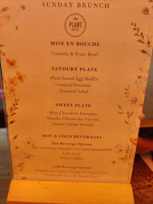 Menu brunch at Maison Sukoon in Paris