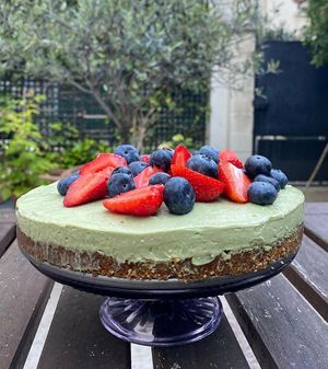 Vegan & Organic Matcha Cheescake with blueberries and stawberries : so creamy !!! 

We make our own cream cheese with soy, so it's a healthy treat !!  at Maison Sukoon in Paris