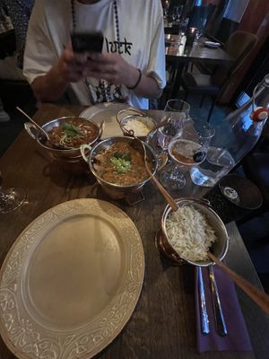 On the left the chickpea vegan dish, on the right the vegan mushroom & pea dish. Complimentary rice. All so delicious!   at Mantra in Oslo